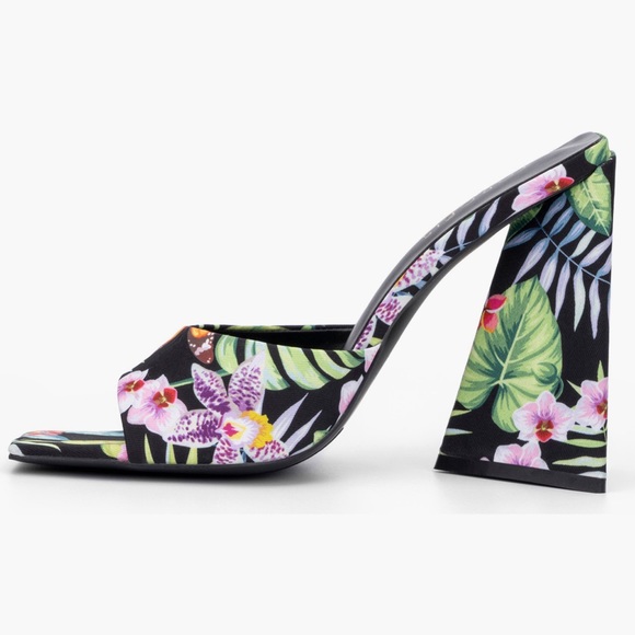 TORGEIS- Paradise Tropical Print Block Heel Sandal - Picture 4 of 8